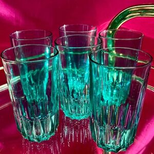 Set of 6 Vintage Green‎ Luminarc Glasses Holiday Christmas Barware Entertaining
